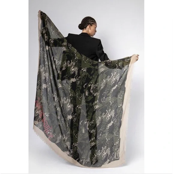 Zadig Voltaire delta camou Leo Scarf